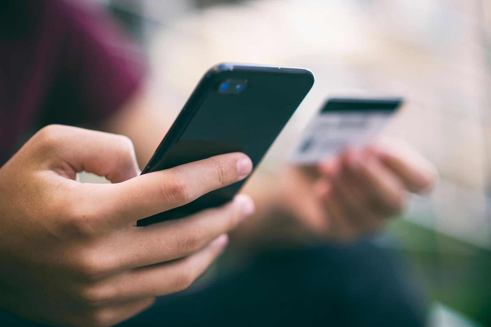 Milyen bankszámlát válassz, ha gyakran fizetsz külföldön vagy online?