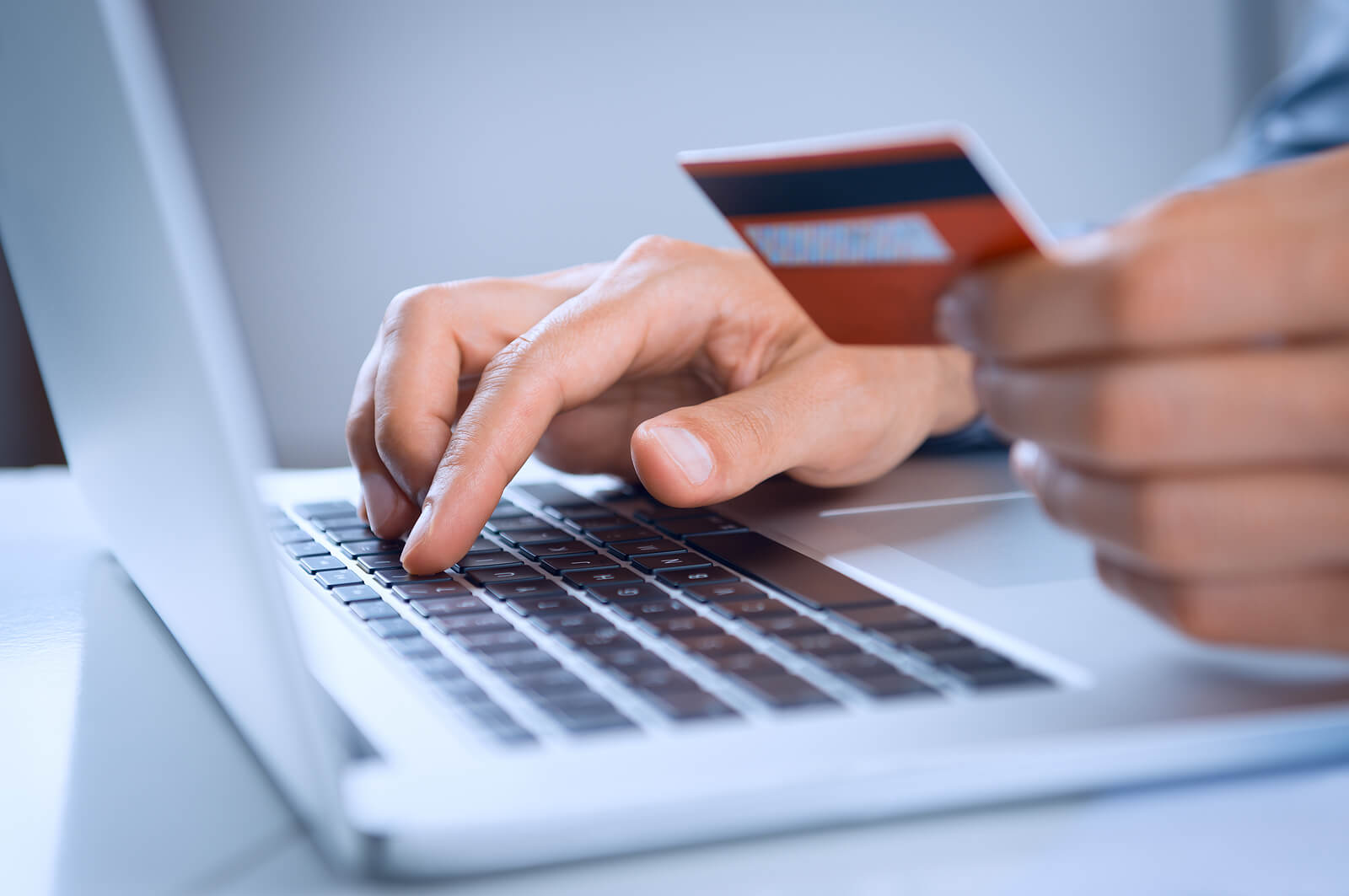 Miért válts netbankra 2025-ben? – Érvek a digitális ügyintézés mellett